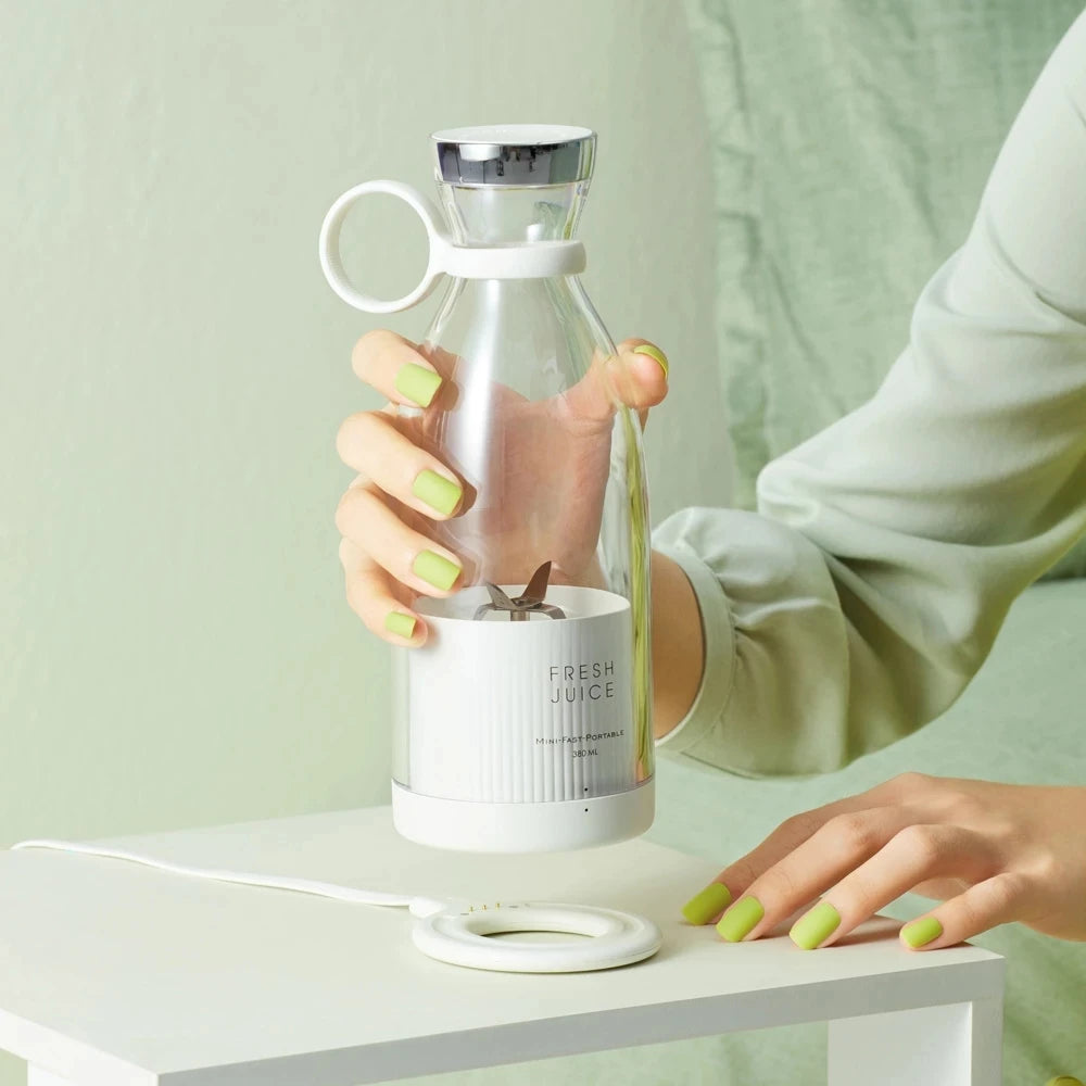MacroBlend Mini Juicer